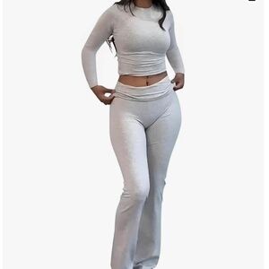 Long Sleeve Pullover and Fold Over Set in Gray